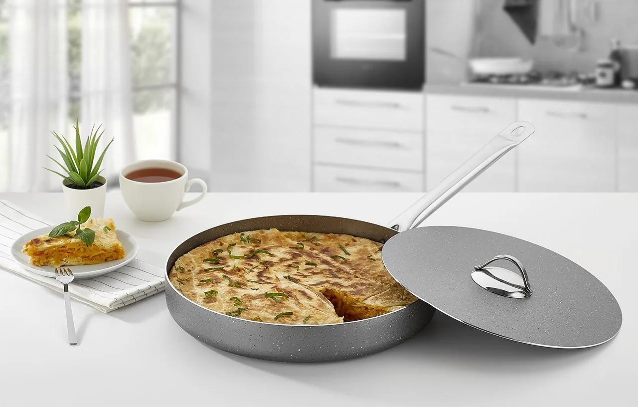 Papilla Fred Series 32 cm Karadeniz Fish & Pastry Pan
